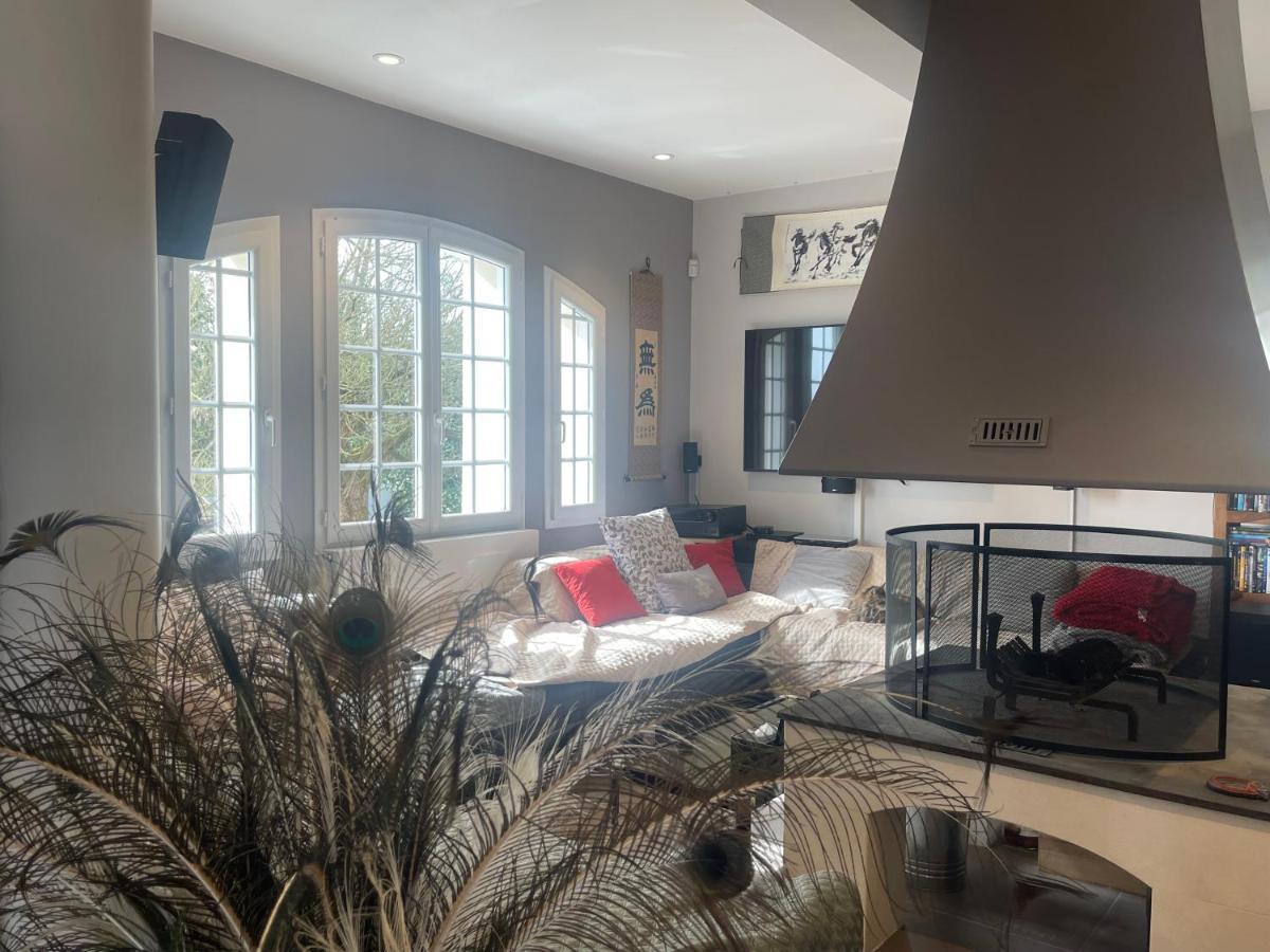 Domaine Des Peyries - Chambres Et Table D'Hotes Saint-Barthelemy-d'Agenais Exterior photo
