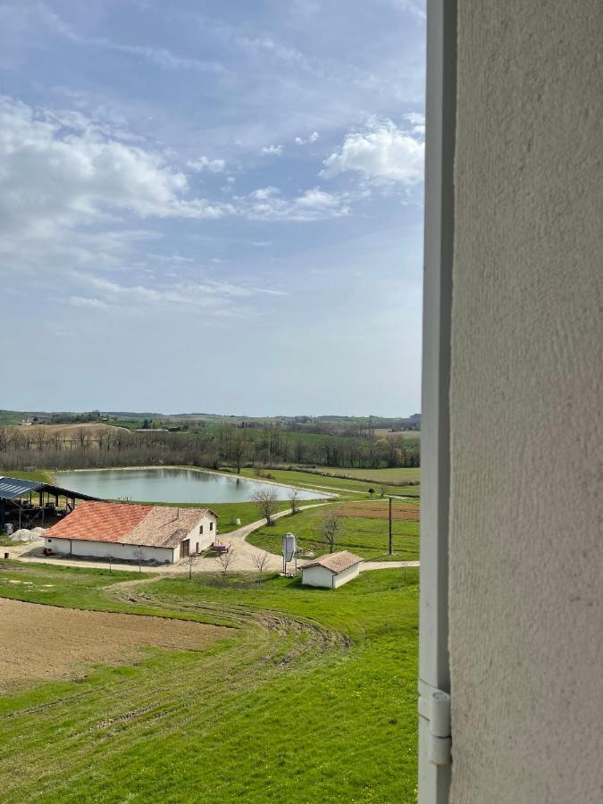 Domaine Des Peyries - Chambres Et Table D'Hotes Saint-Barthelemy-d'Agenais Exterior photo